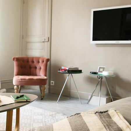 Eiffel Tower & Les Invalides - 1Br - Cityapartmentstay パリ エクステリア 写真