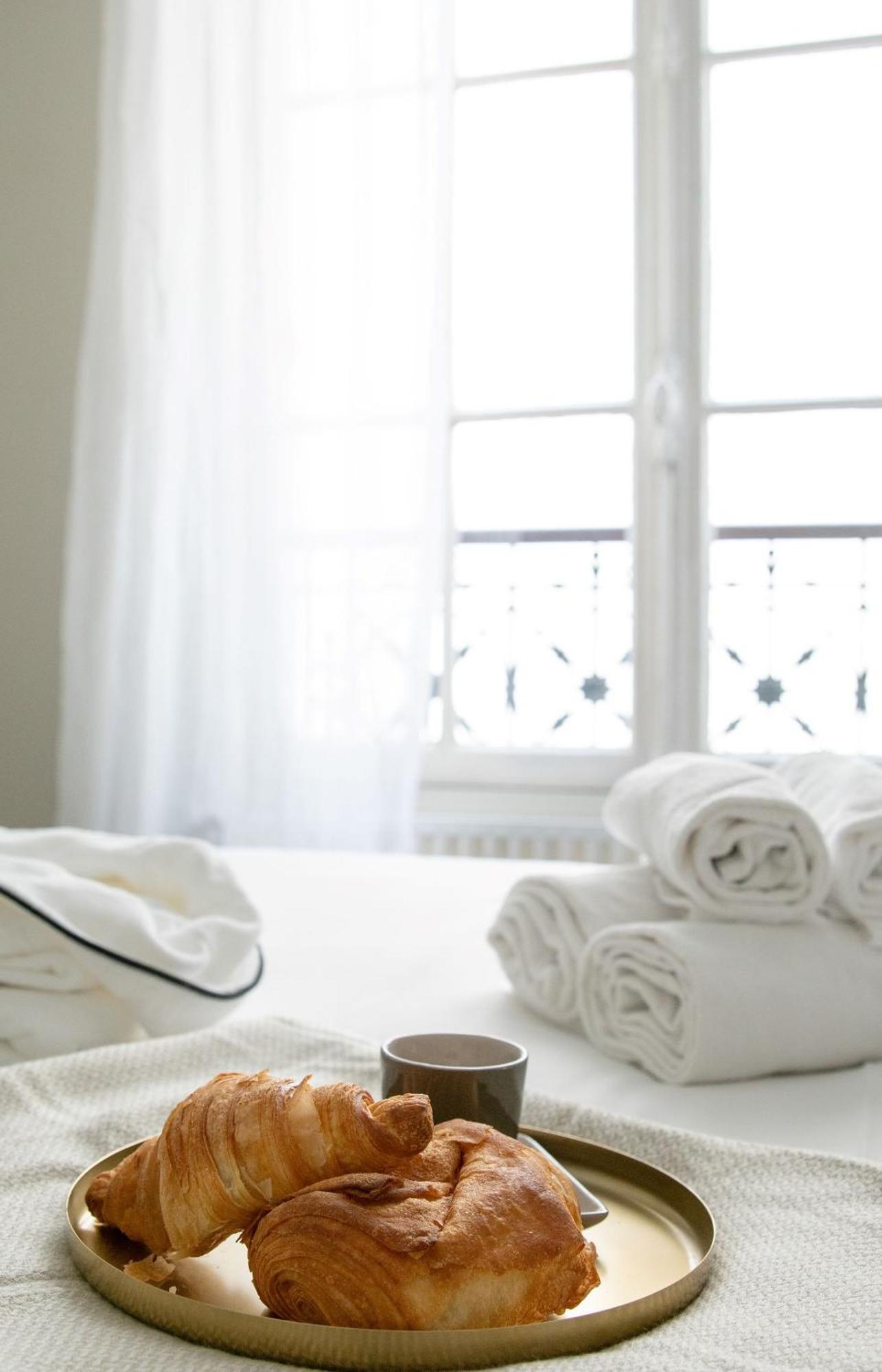 Eiffel Tower & Les Invalides - 1Br - Cityapartmentstay パリ エクステリア 写真