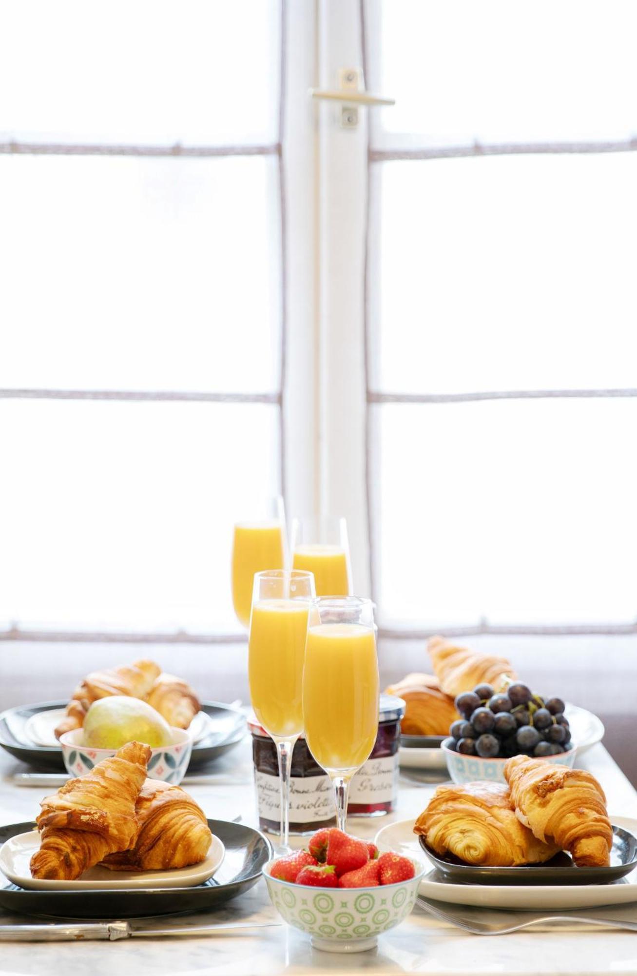 Eiffel Tower & Les Invalides - 1Br - Cityapartmentstay パリ エクステリア 写真